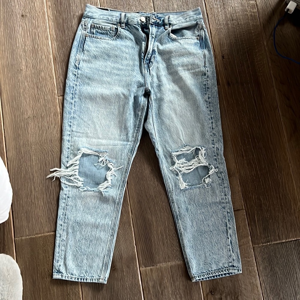 American Eagle mom jeans extra short
